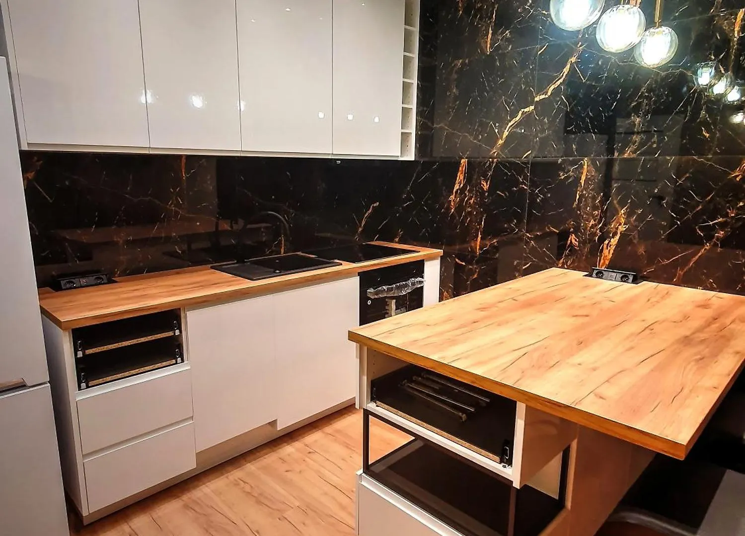 Daire Apartament Warta Towers Z Parkingiem Poznan